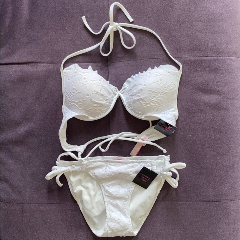Victoria’s Secret lace white bathing suit 👙